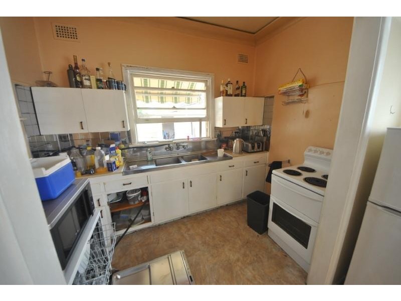 42 Australia St, Bass Hill NSW 2197