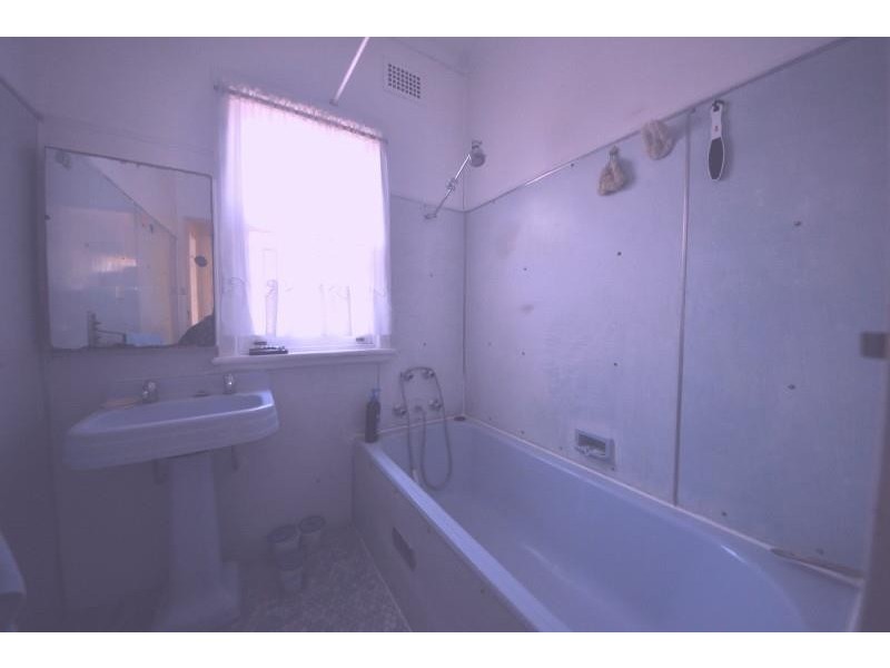 42 Australia St, Bass Hill NSW 2197