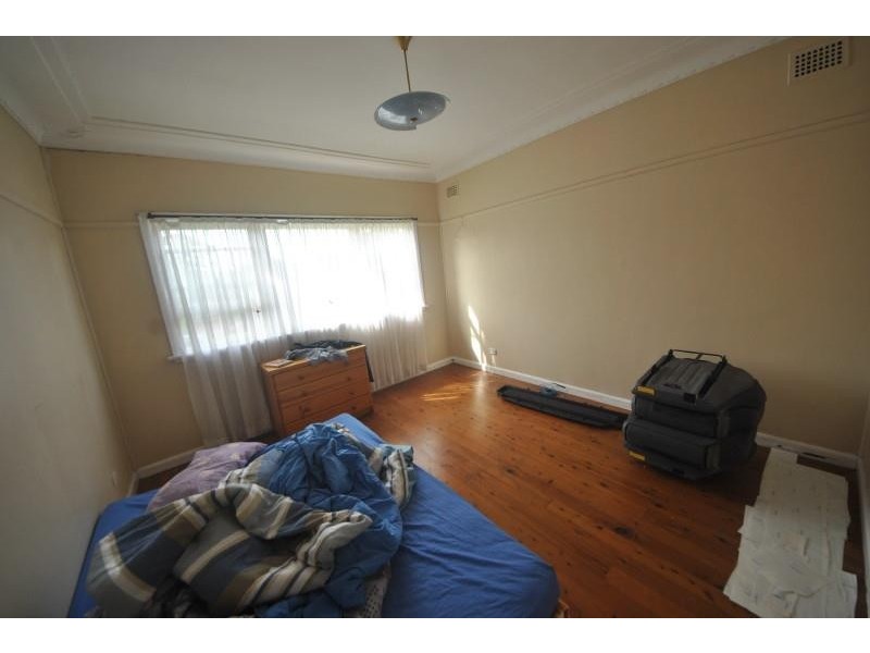 42 Australia St, Bass Hill NSW 2197