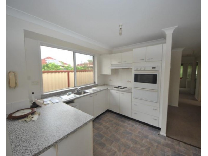 4 Freeman Place, Chester Hill NSW 2162