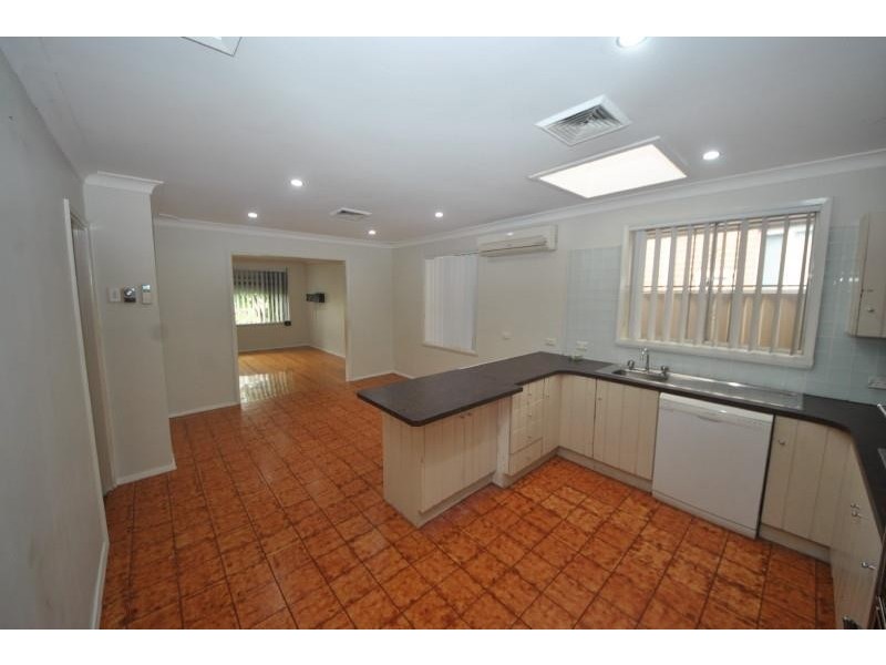 51 Amaroo  Ave, Georges Hall NSW 2198