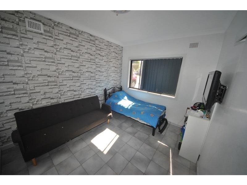 29 Elliston St, Chester Hill NSW 2162