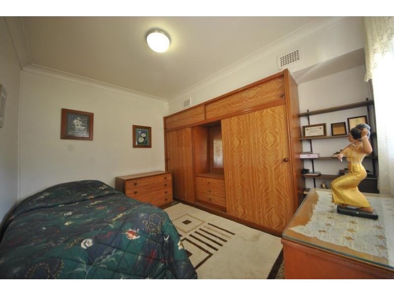 16 Roosevelt Avenue, Sefton NSW 2162