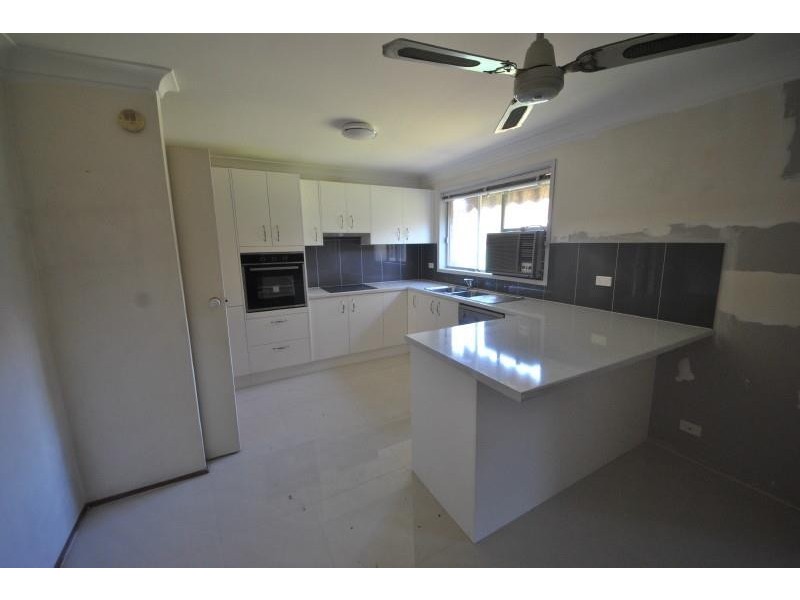20a Leemon St, Condell Park NSW 2200