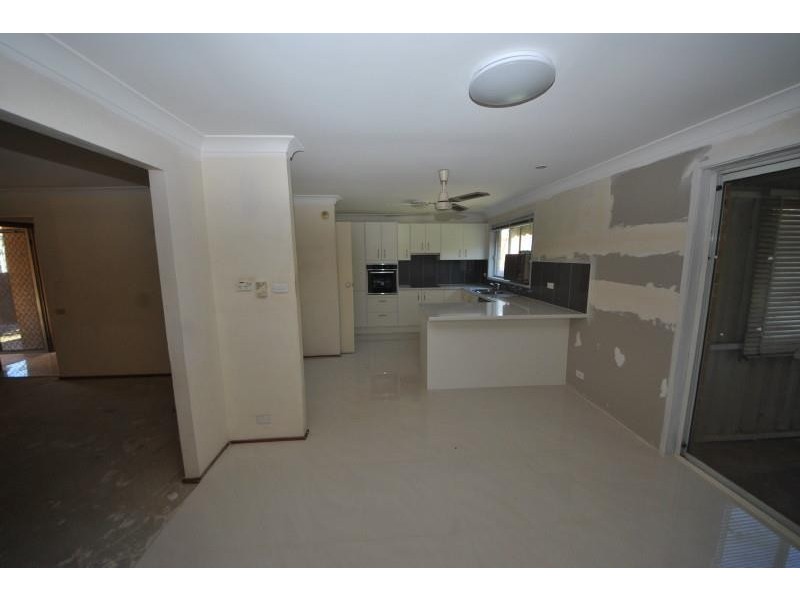 20a Leemon St, Condell Park NSW 2200