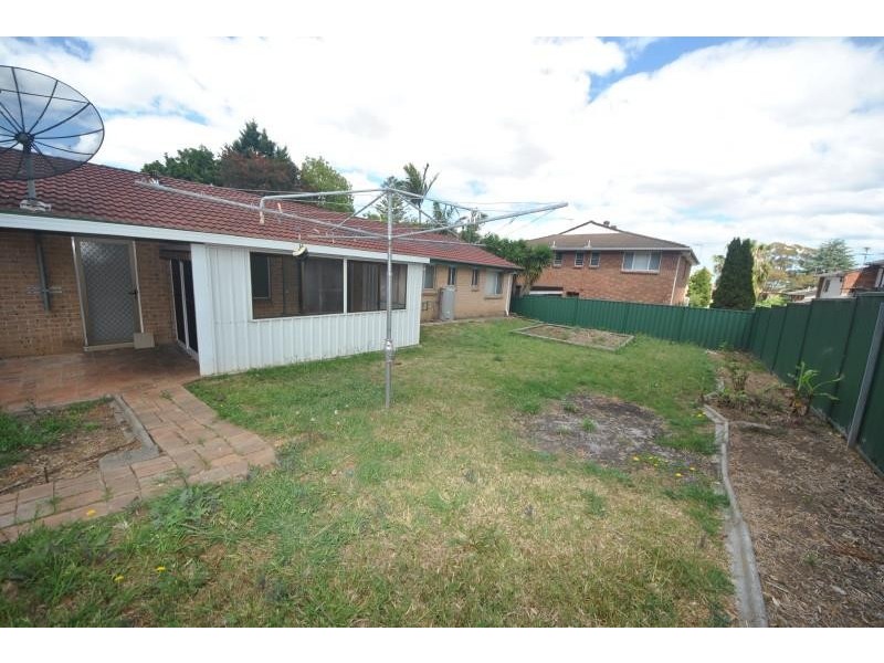 20a Leemon St, Condell Park NSW 2200