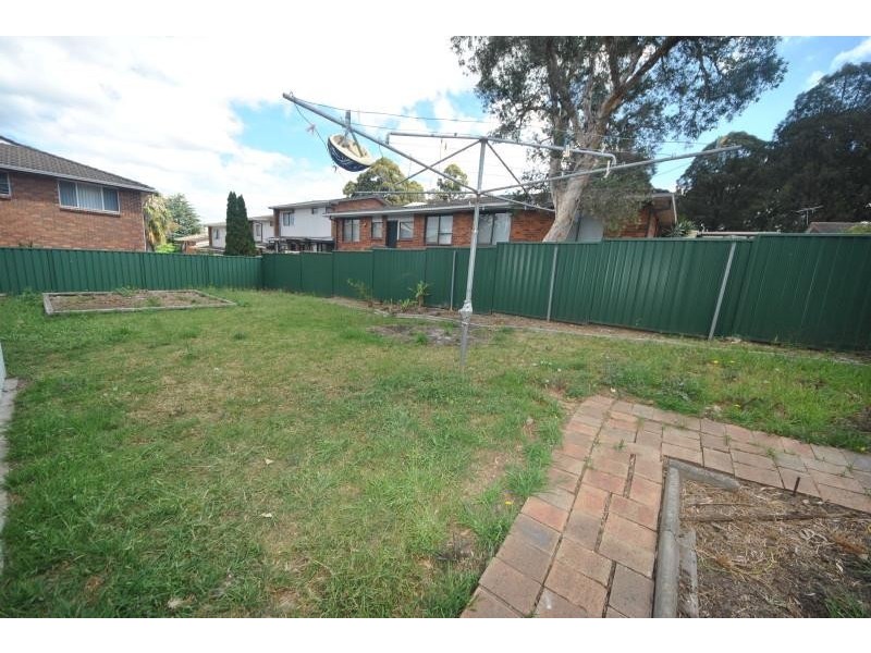 20a Leemon St, Condell Park NSW 2200