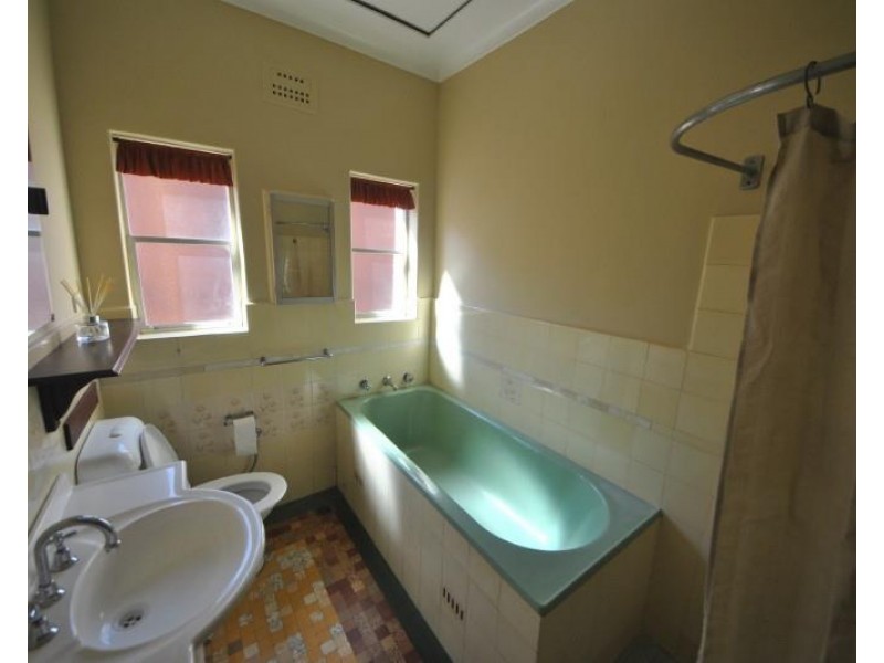 88 Mcmahon Road, Yagoona NSW 2199