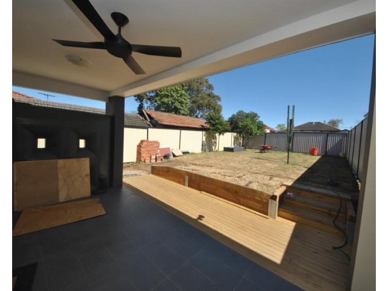 40a Wallace Street, Sefton NSW 2162