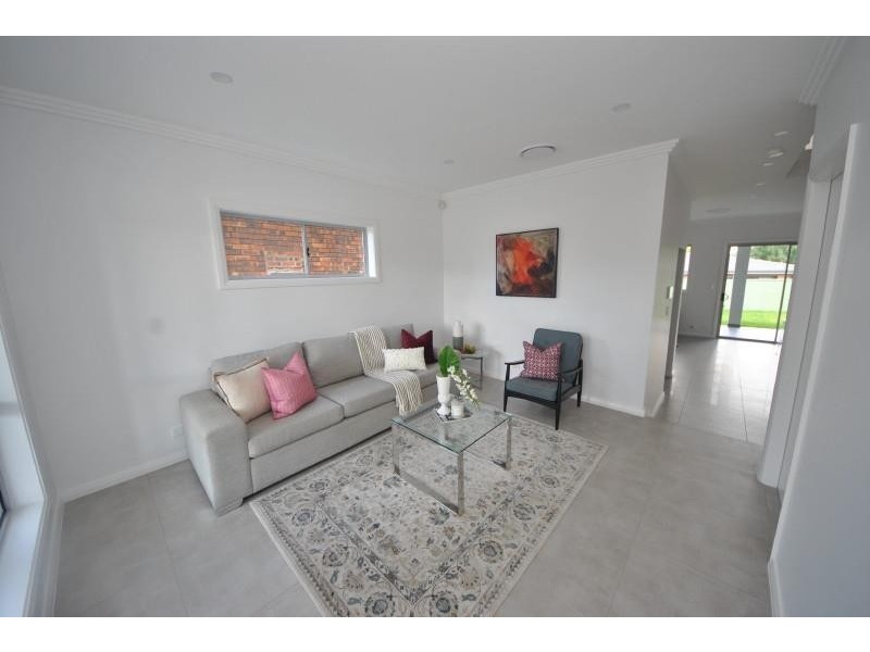 37a Hill Road, Birrong NSW 2143