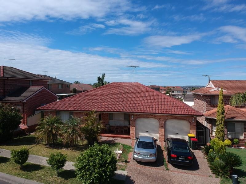 18 Esk Ave, Green Valley NSW 2168