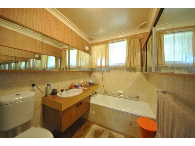 3 Holden St, Chester Hill NSW 2162