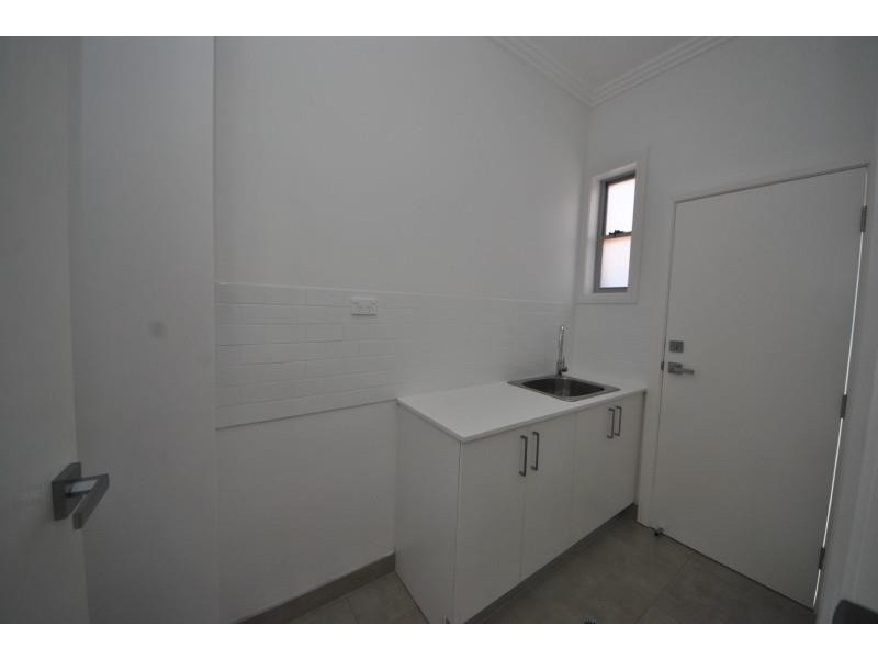 37 Hill Road, Birrong NSW 2143