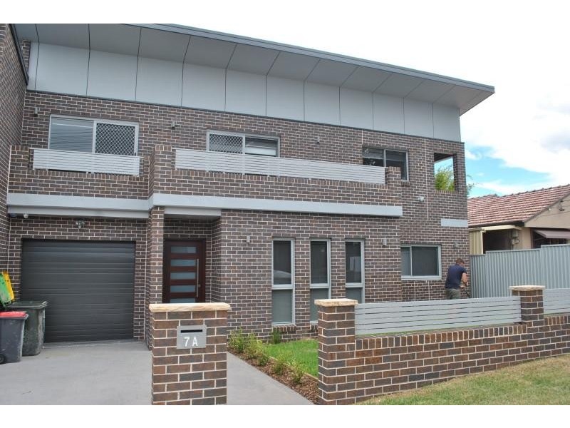 7a Bowden Bvd, Yagoona NSW 2199