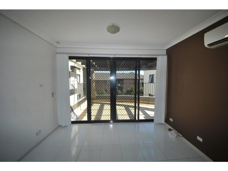 9/35-37 Lydbrook Street, Westmead NSW 2145