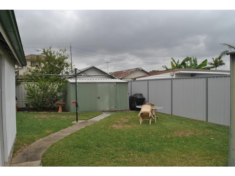 33 Stephenson Street, Birrong NSW 2143