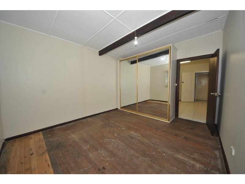 15 Robertson Road, Chester Hill NSW 2162