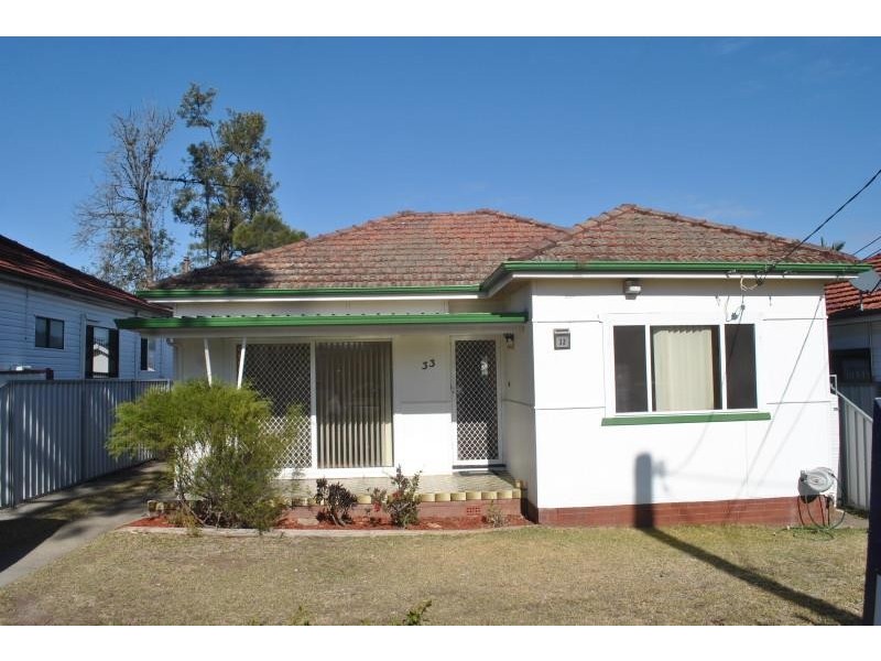 33 Stephenson Street, Birrong NSW 2143