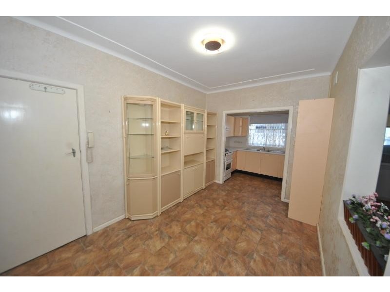 33 Stephenson Street, Birrong NSW 2143