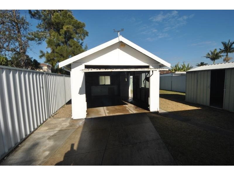 33 Stephenson Street, Birrong NSW 2143
