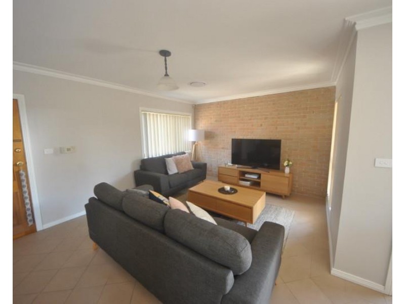 2/51 Campbell Hill Road, Guildford NSW 2161