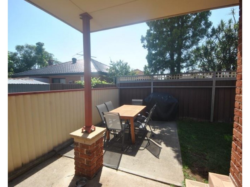 2/51 Campbell Hill Road, Guildford NSW 2161