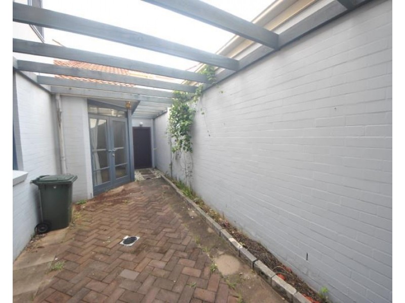 25 Brompton Road, Kensington NSW 2033