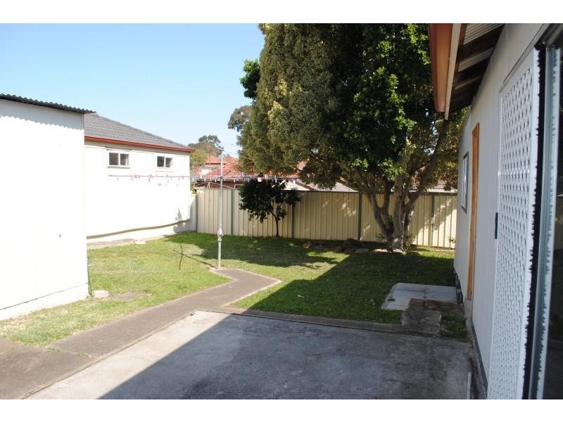 15 Nyora Street, Chester Hill NSW 2162