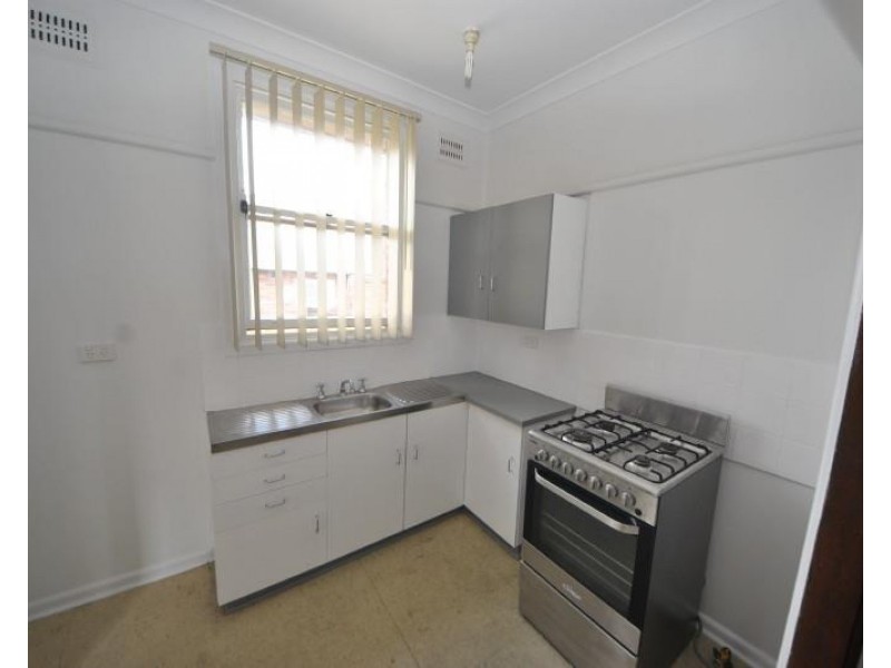 18 Gundaroo Street, Villawood NSW 2163