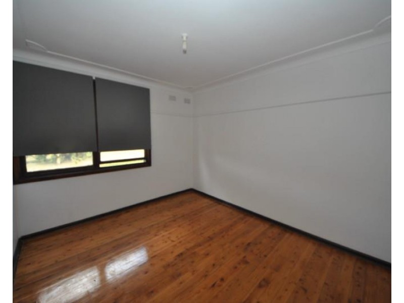 18 Gundaroo Street, Villawood NSW 2163