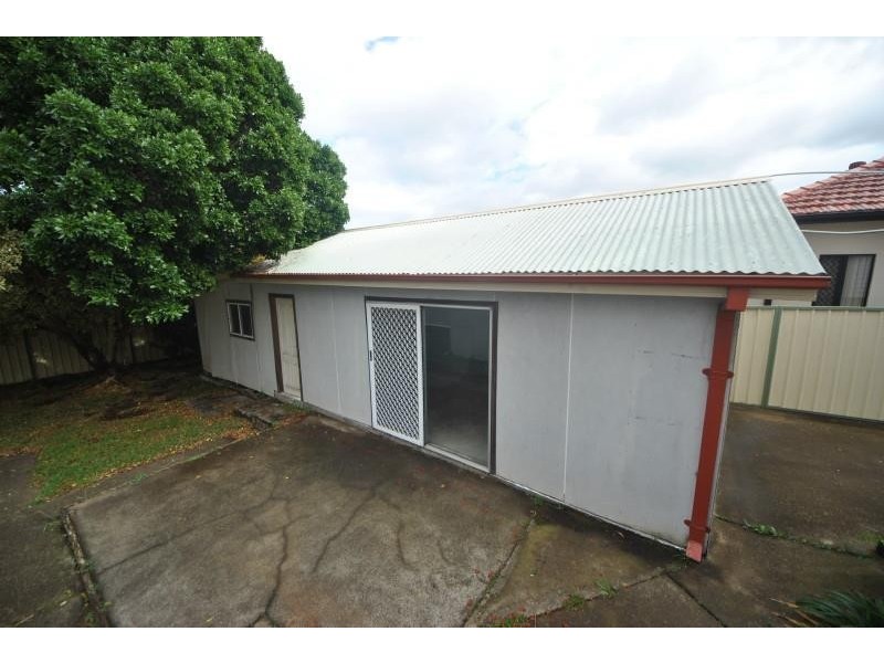 15 Nyora Street, Chester Hill NSW 2162