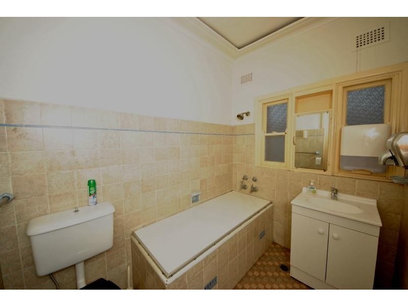 12 Leicester Street, Chester Hill NSW 2162