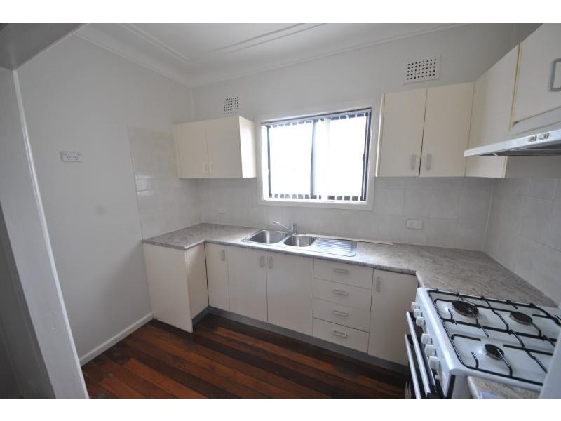 21 Loftus Street, Fairfield East NSW 2165
