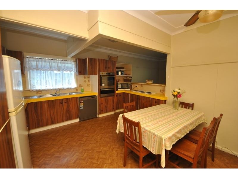 18 St Pauls Place, Chester Hill NSW 2162