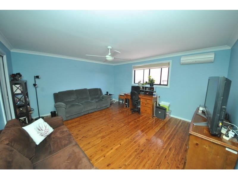 18 St Pauls Place, Chester Hill NSW 2162