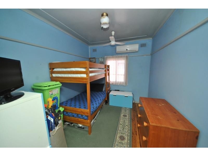 18 St Pauls Place, Chester Hill NSW 2162