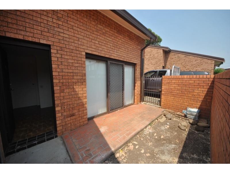 8/17-25 Campbell Hill Road, Chester Hill NSW 2162