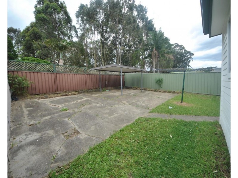 50  Caroline Crescent, Georges Hall NSW 2198