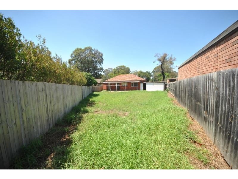 8 Treloar Crescent, Chester Hill NSW 2162