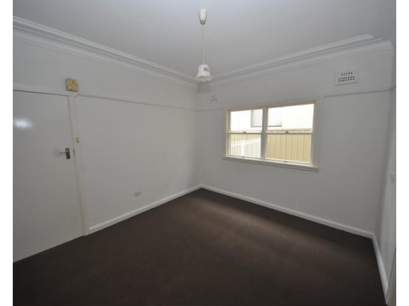 7 Birrong Avenue, Birrong NSW 2143