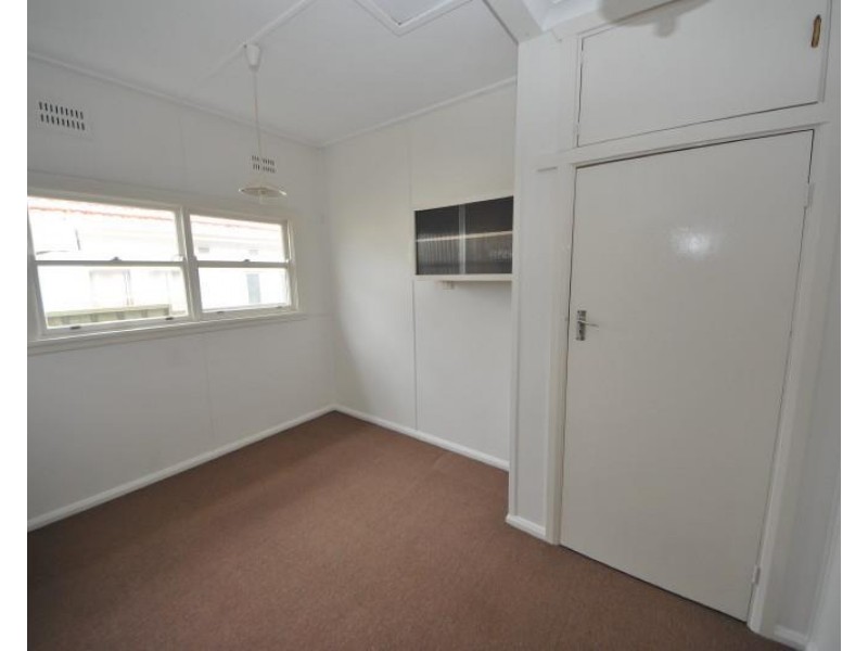 7 Birrong Avenue, Birrong NSW 2143