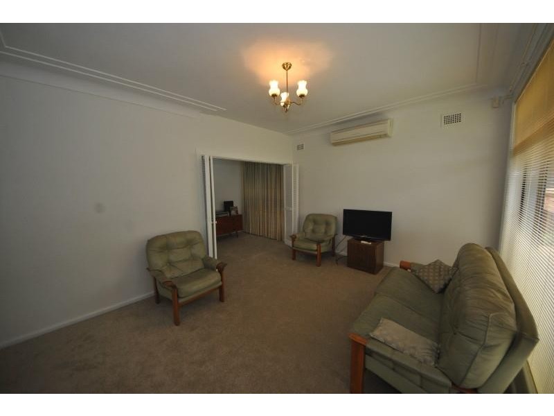9 Tewinga  Road, Birrong NSW 2143