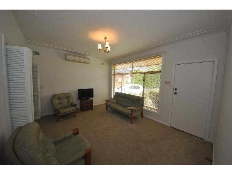9 Tewinga  Road, Birrong NSW 2143