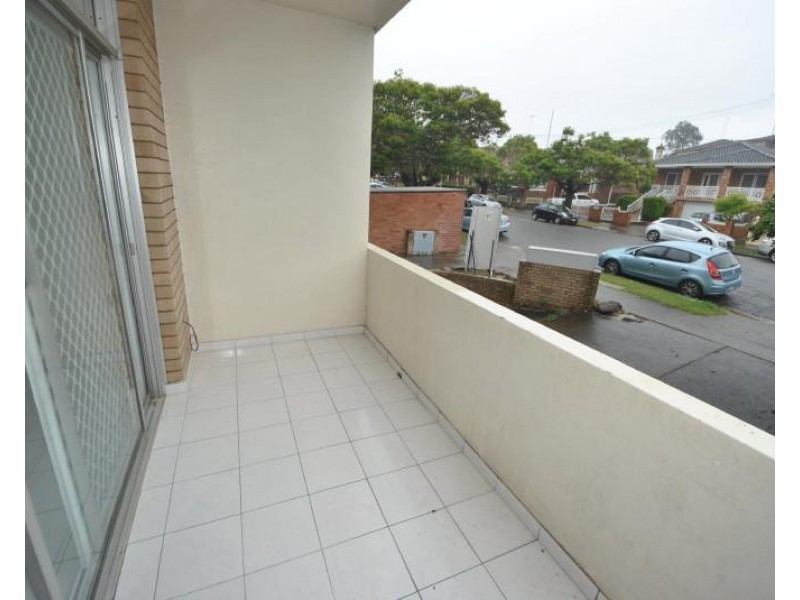 2/4 Rawson  Street, Rockdale NSW 2216