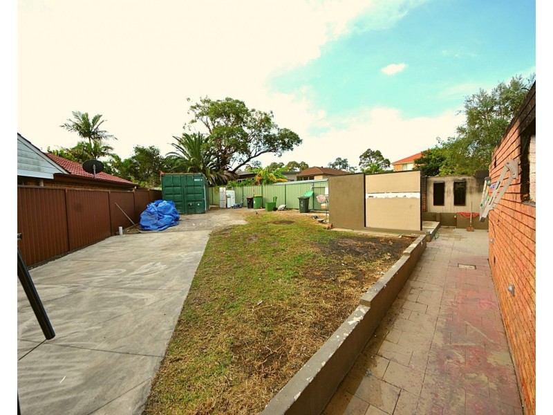 16 Doust Street, Bass Hill NSW 2197
