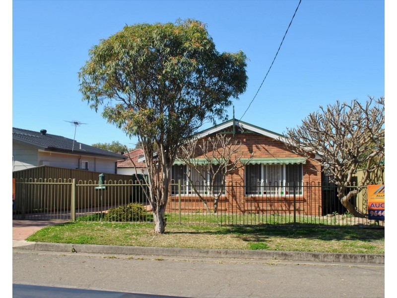 4 Freeman  Place, Chester Hill NSW 2162