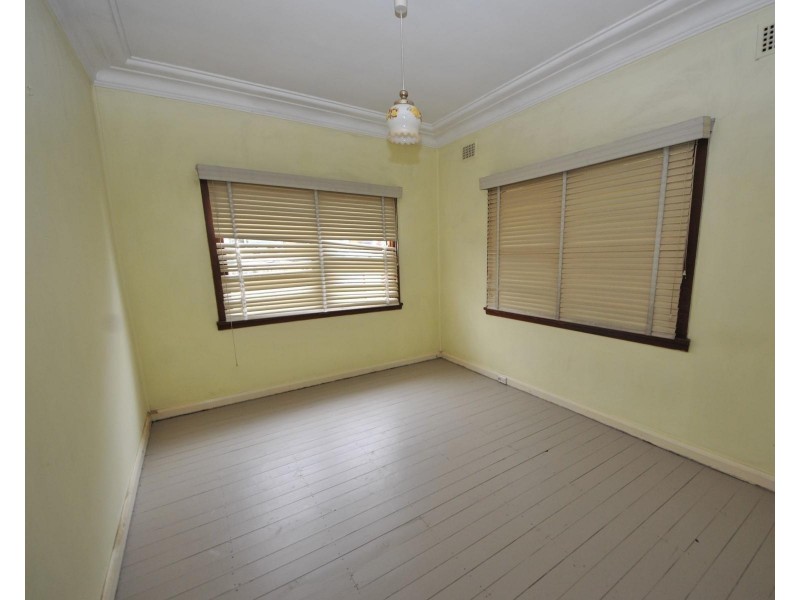 11 Parkham Street, Chester Hill NSW 2162