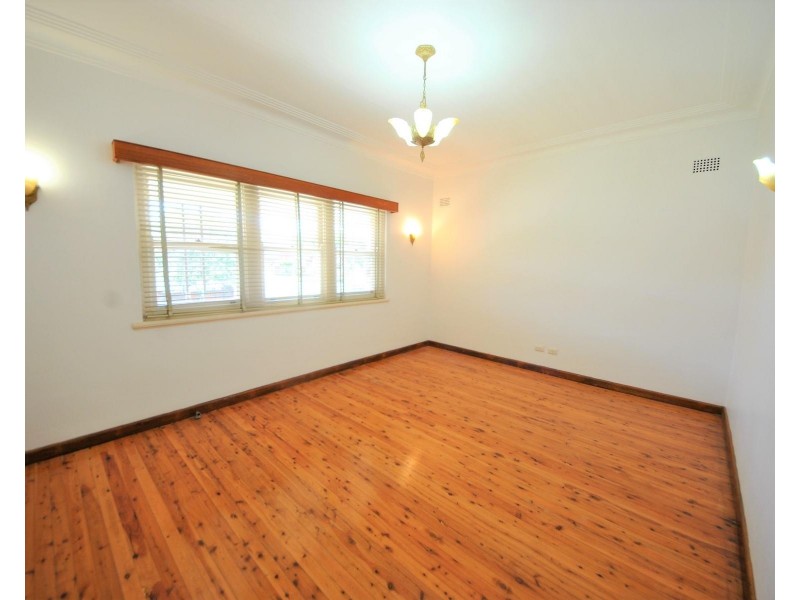 35 View Street, Sefton NSW 2162