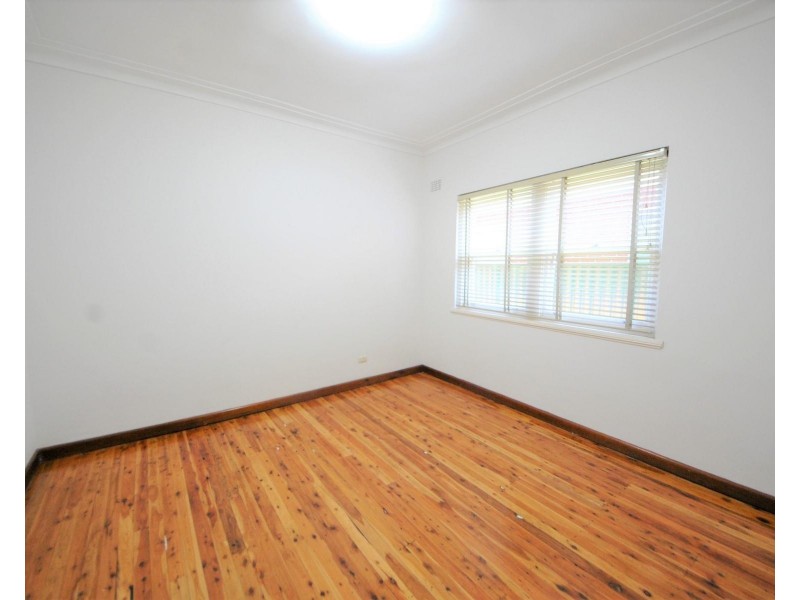 35 View Street, Sefton NSW 2162
