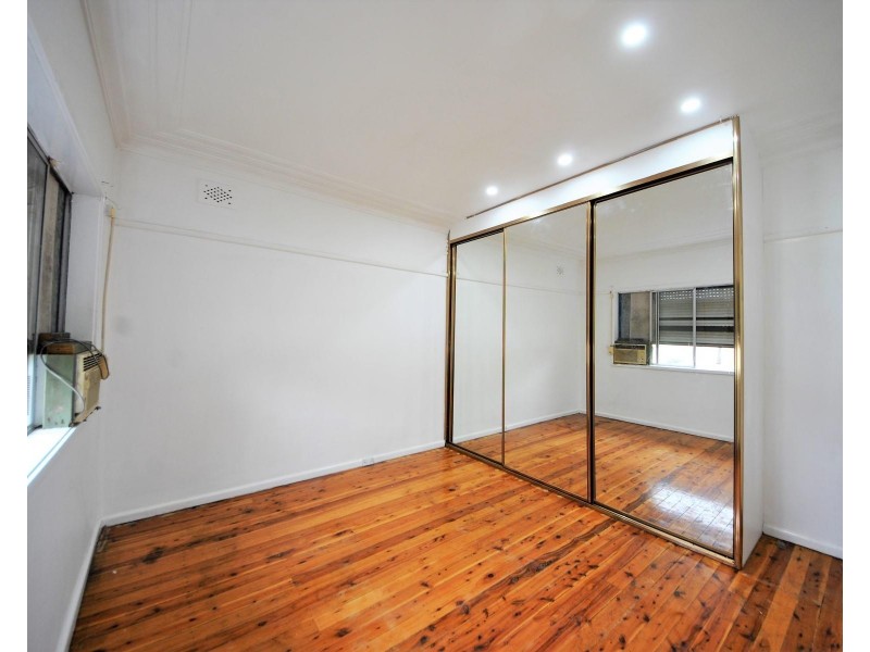 2 Proctor Parade, Sefton NSW 2162
